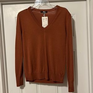 NWT! Extra fine merino wool sweater